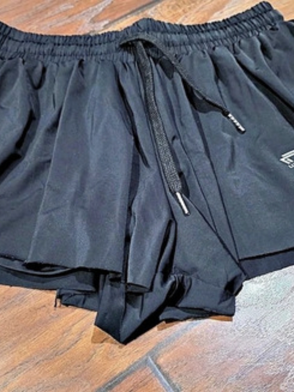 Luogongzi Black Athletic Shorts Size Small Like New